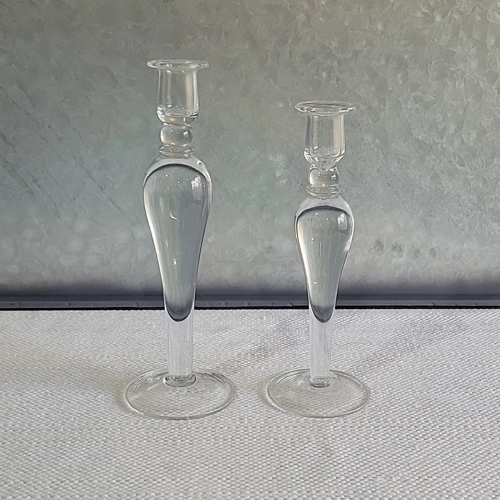 Beautiful vintage heavy glass candlesticks 10